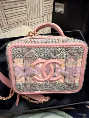 Chanel Tweed CC Vanity Bag in Pink & Multicolor Like New